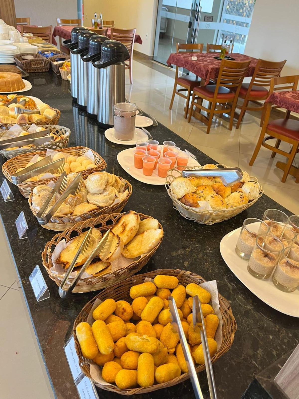 Business Park Hotel Hortolandia Bagian luar foto